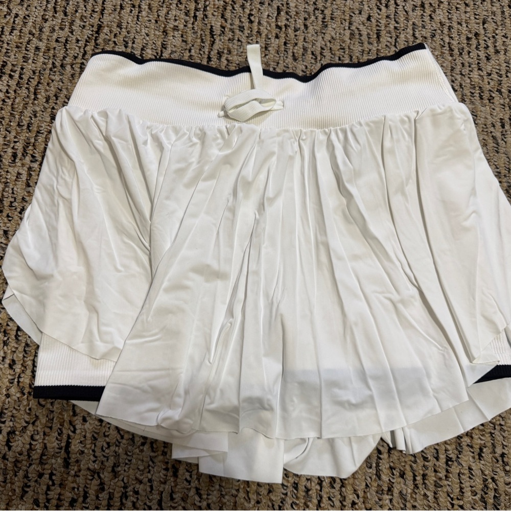 All in Motion White Pickleball Tennis Skort | Size M